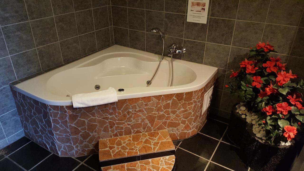 Frau Holle-Land-Hotel Witzenhausen Buitenkant foto