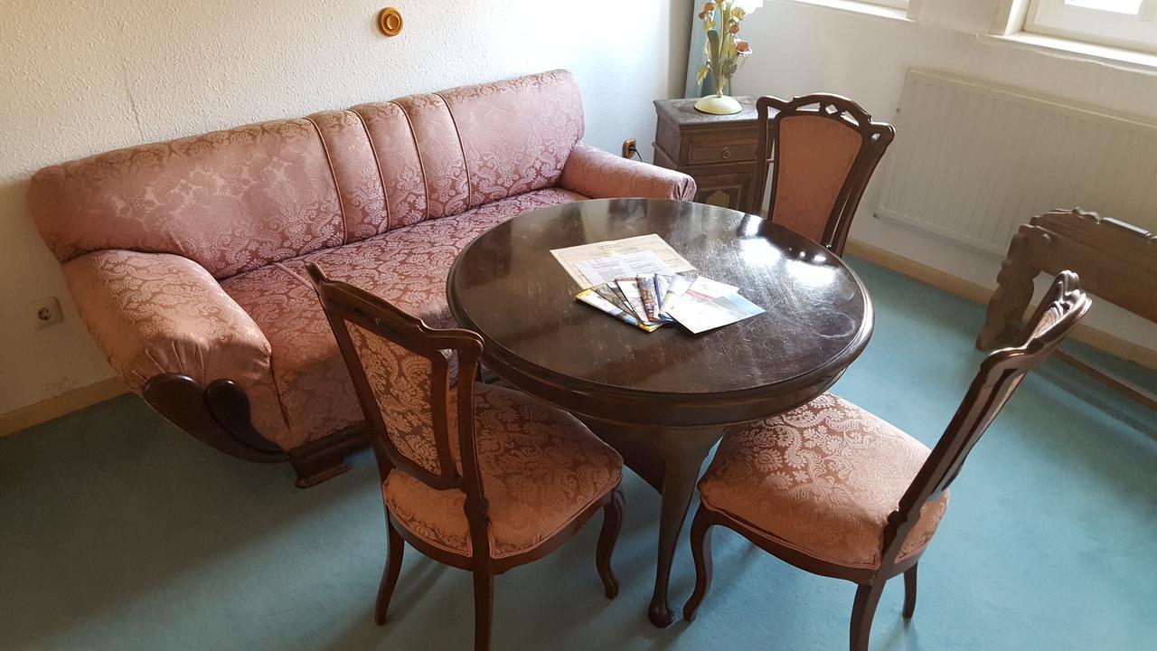 Frau Holle-Land-Hotel Witzenhausen Buitenkant foto