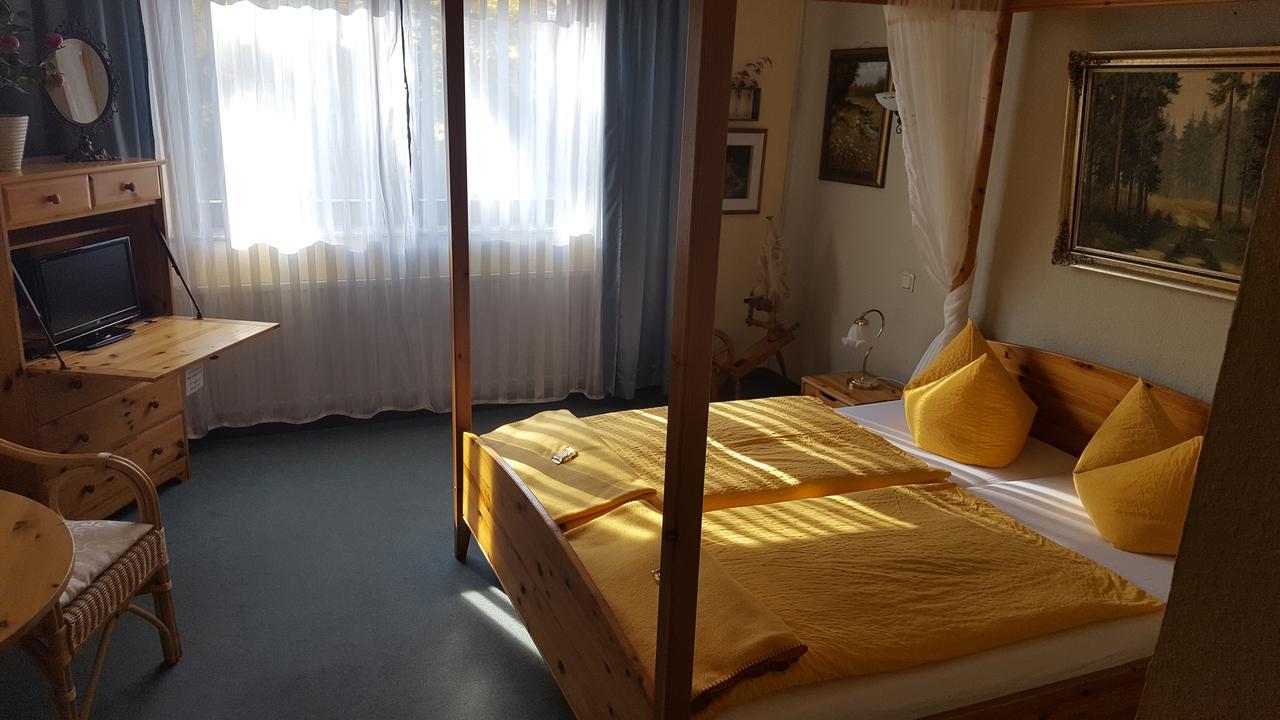 Frau Holle-Land-Hotel Witzenhausen Buitenkant foto