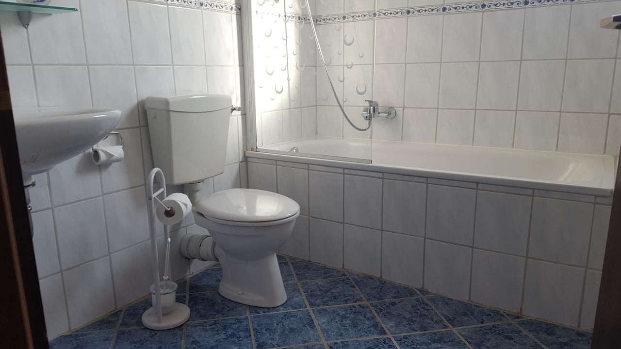 Frau Holle-Land-Hotel Witzenhausen Buitenkant foto