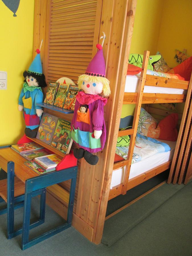 Frau Holle-Land-Hotel Witzenhausen Buitenkant foto